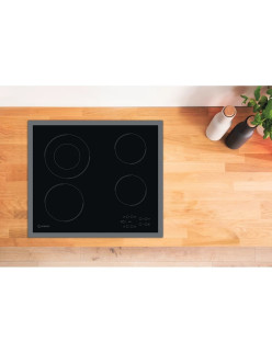 Indesit RI261X beépíthetõ fõzõlap, 4 fõzõzóna, érintõ vezérlés, fekete