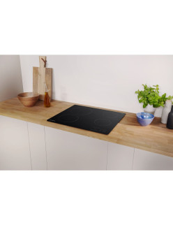 Indesit Elektromos beépíthetõ fõzõlap, Elektromos, Vitrokerámia, 4 fõzõzóna, Érintésvezérlés, 58 cm, Fekete